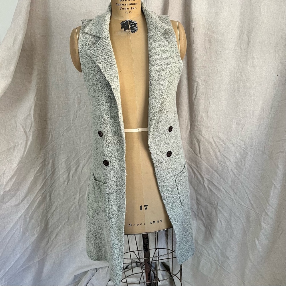 Love Tree Women’s Long Open Front Knit Vest  Size Large
